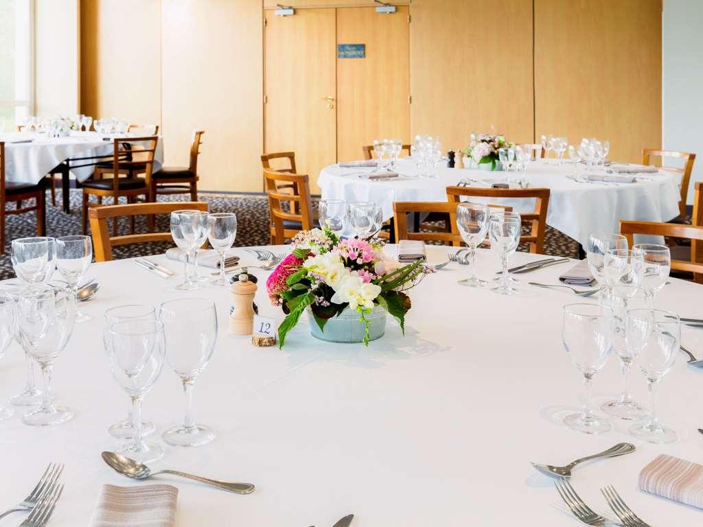 Mercure Nevers Pont De Loire Restoran foto