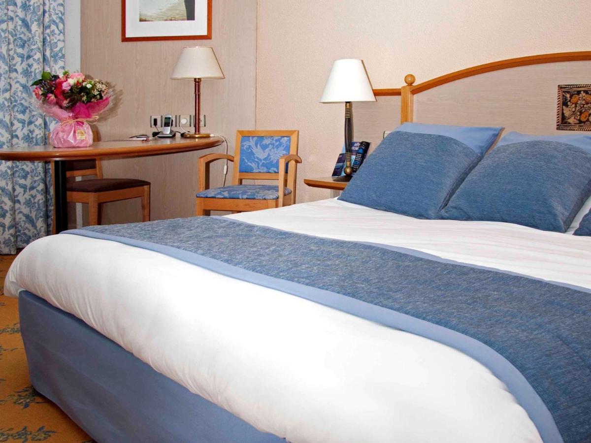 Mercure Nevers Pont De Loire Bagian luar foto