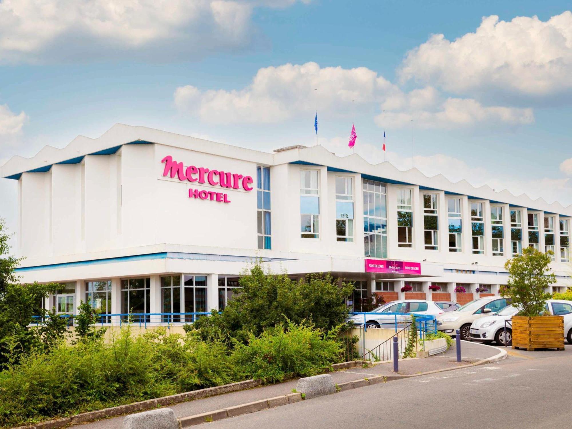 Mercure Nevers Pont De Loire Bagian luar foto